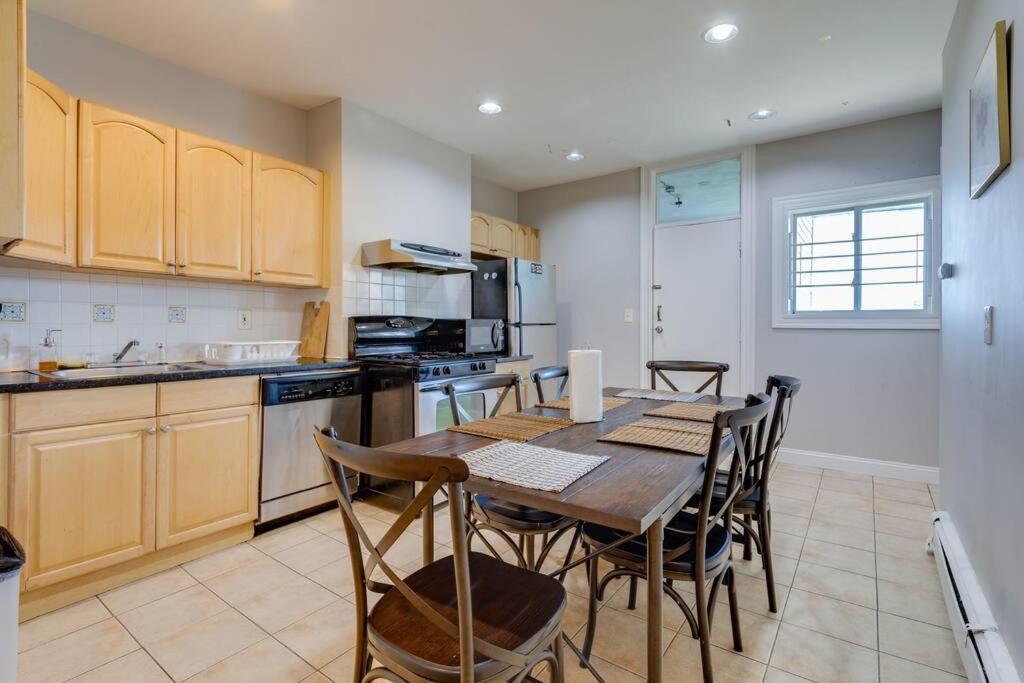 New! Boston Condo Near Mbta, 3Mi To Fenway ! מראה חיצוני תמונה