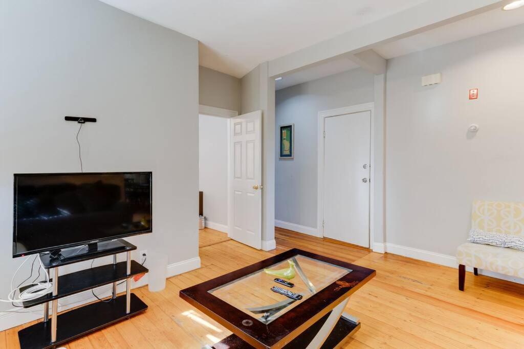 New! Boston Condo Near Mbta, 3Mi To Fenway ! מראה חיצוני תמונה