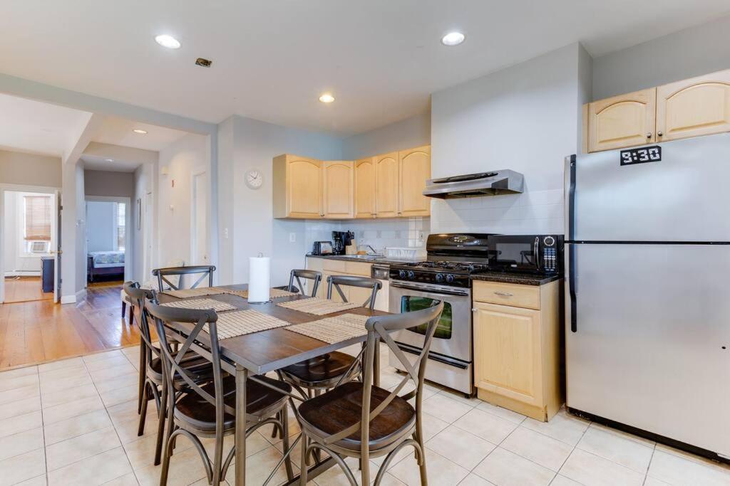 New! Boston Condo Near Mbta, 3Mi To Fenway ! מראה חיצוני תמונה